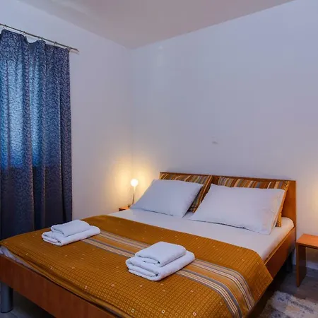 Lux Trogir